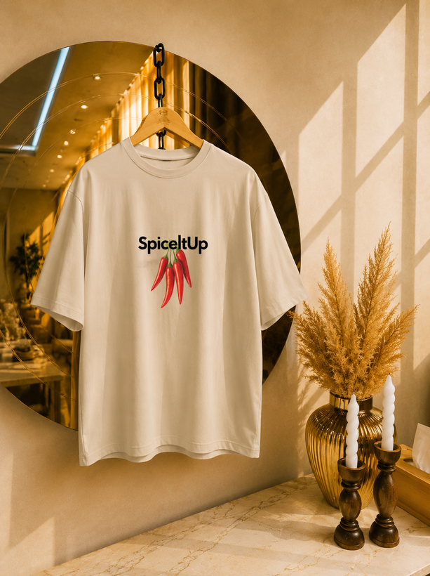 تیشرت باکسی کرم طرح Spice It Up با چاپ فلفل قرمز